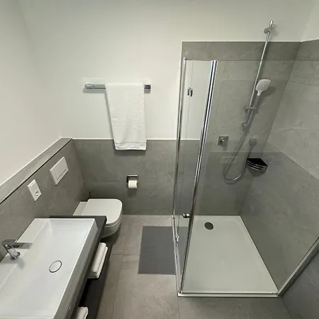 Bhome Serviced Appartement