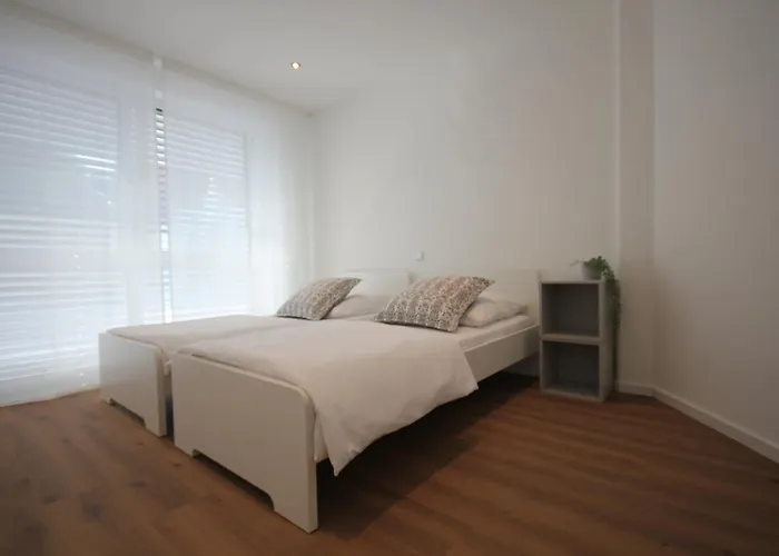 Bhome Serviced Lejlighed *